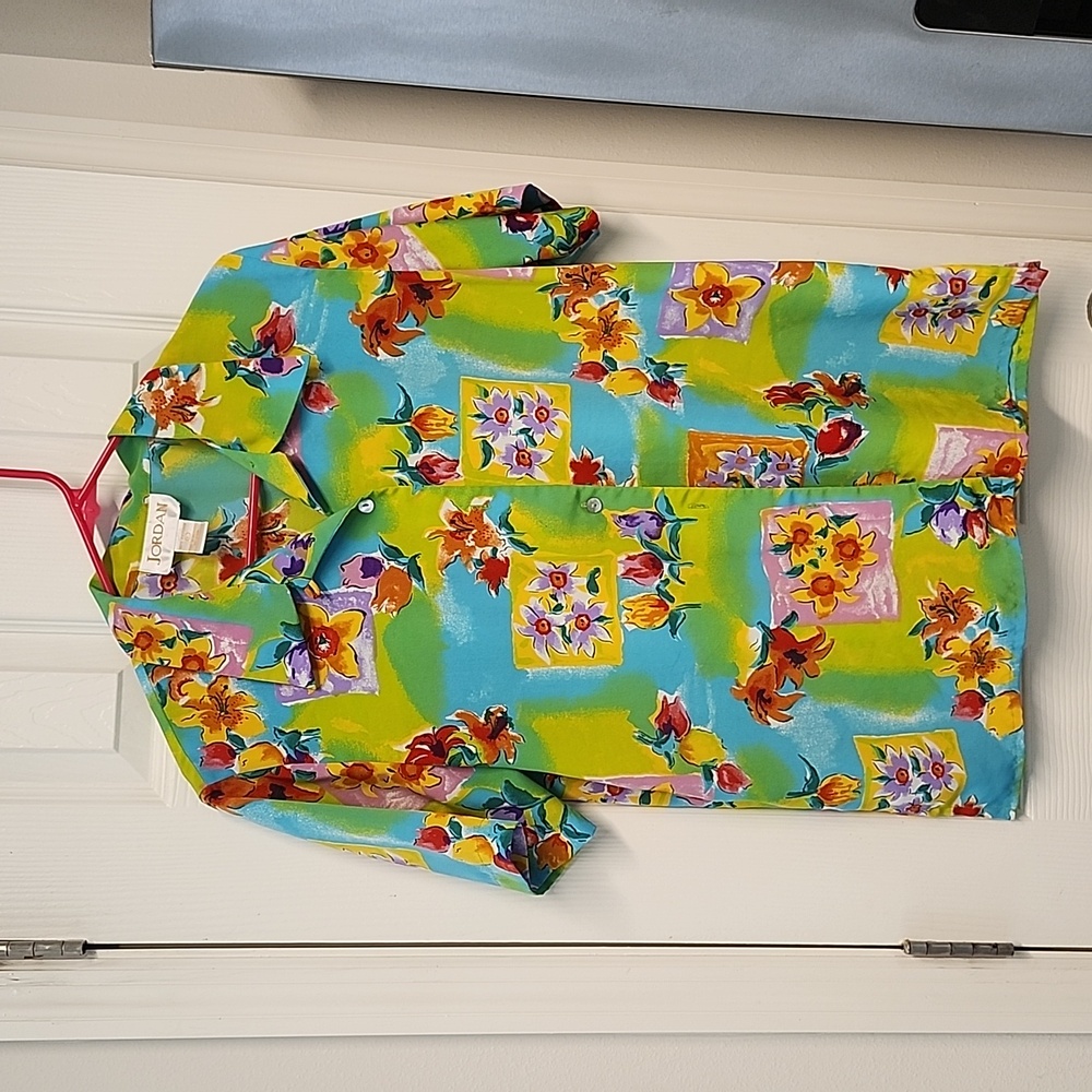JORDAN  FLOWER BLOUSE